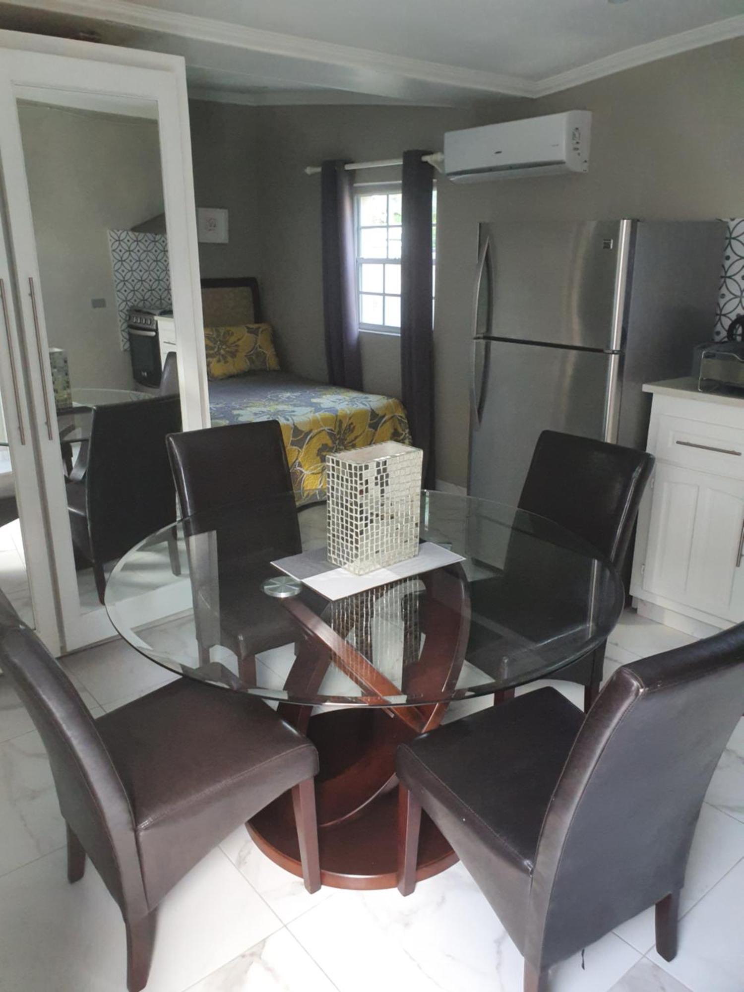 Devachan Apartments Bridgetown Zimmer foto
